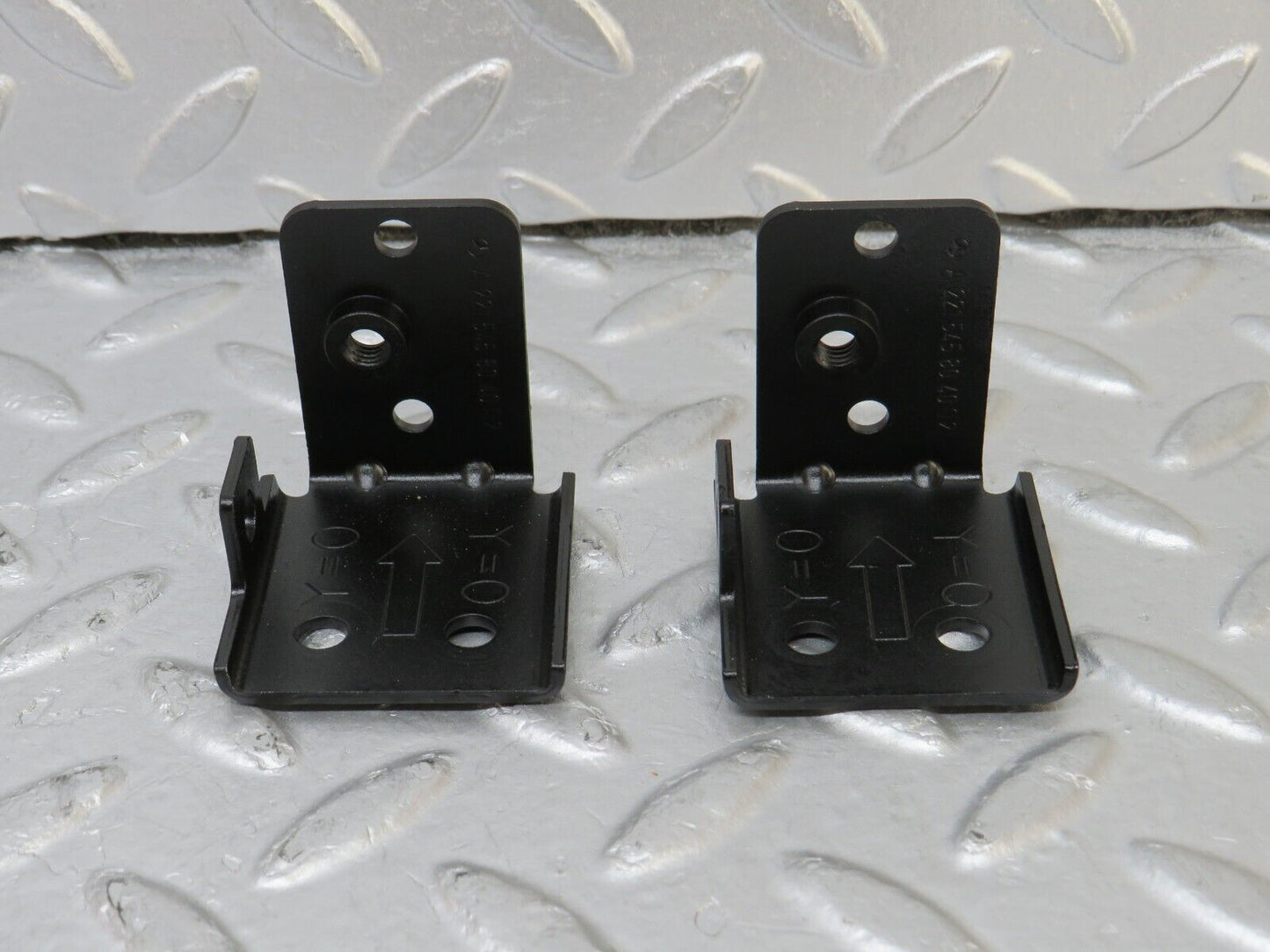 35170 Mercedes-Benz W221 Engine Bay Crash Sensor Bracket 2x 2215458040