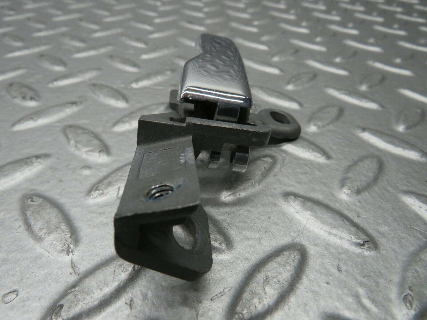 21979 Mercedes-Benz S123 280TE Wagon Left Interior Door Handle 1237600161