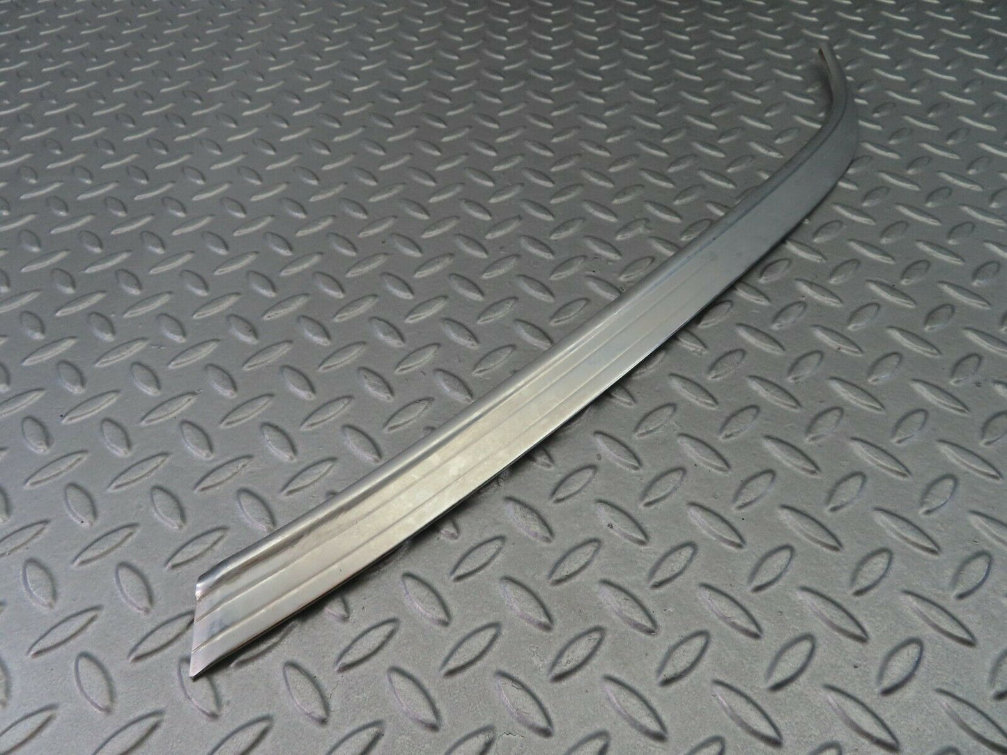 7919 Mercedes-Benz W115 220D Rear Left C Pillar Chrome Moulding