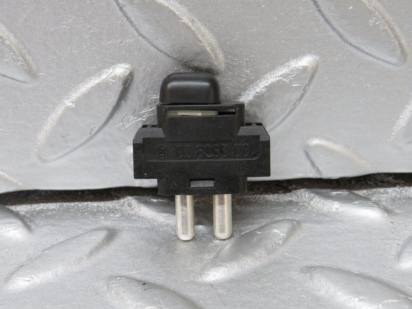 36117 Mercedes-Benz W126 420SE Child Lock Control Switch 1248204910