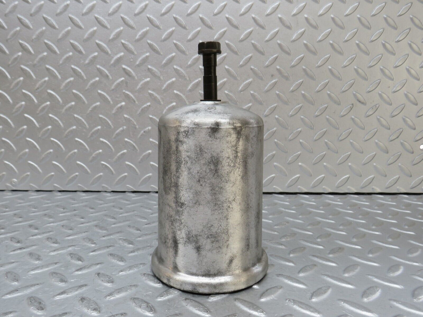 35537 Mercedes-Benz R107 280SL Coupe Oil Filter Housing