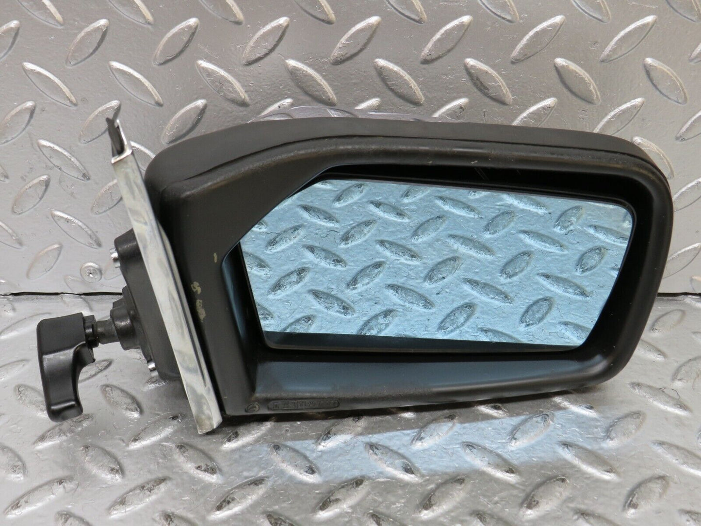 27202 Mercedes-Benz W123 280E Right Wing Mirror Chrome 1238110461