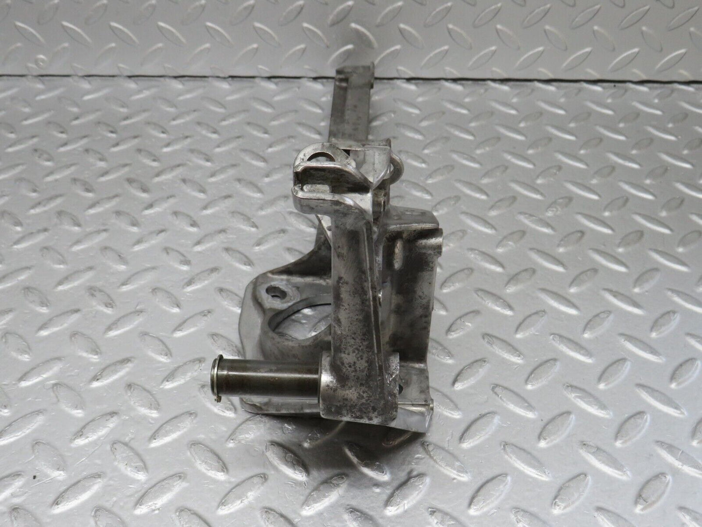 36161 Mercedes-Benz W126 420SE Brake Pedal Bracket 1262902819