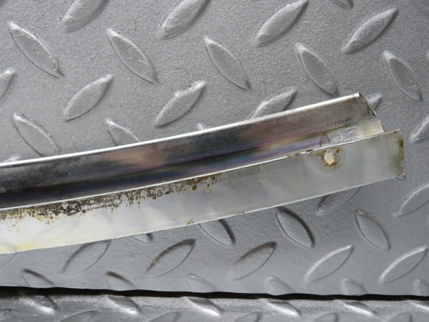 40200 Mercedes-Benz R107 Coupe Hardtop Under Windshield Chrome Trim
