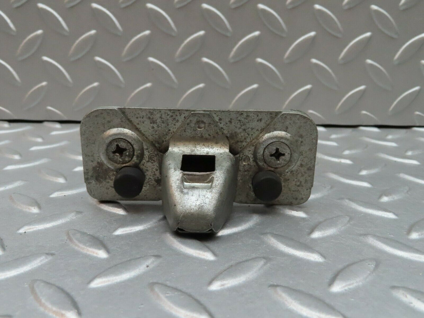 3407 Mercedes-Benz W108 280SE Boot Latch Lock