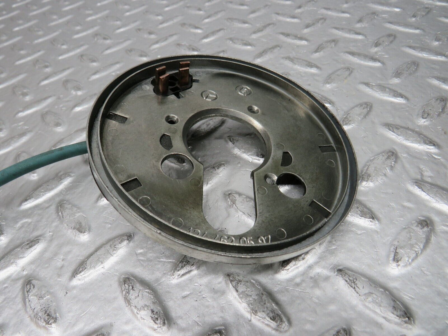 31747 Mercedes-Benz W201 190LE 1.8L Steering Wheel Contact Plate 1244620597