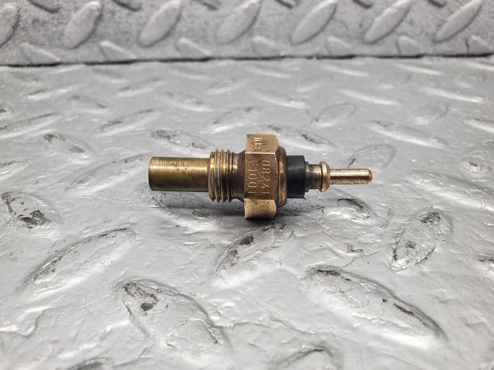 W126 Coupe coolant temperature sensor used OEM