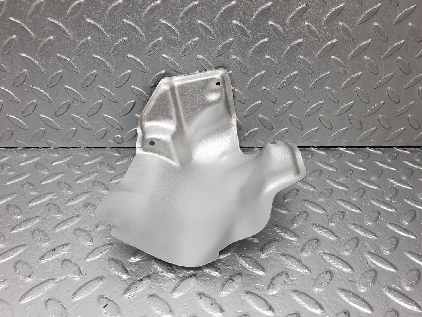 42723 Mercedes-Benz W201 190 2.0L Exhaust Heat Shield