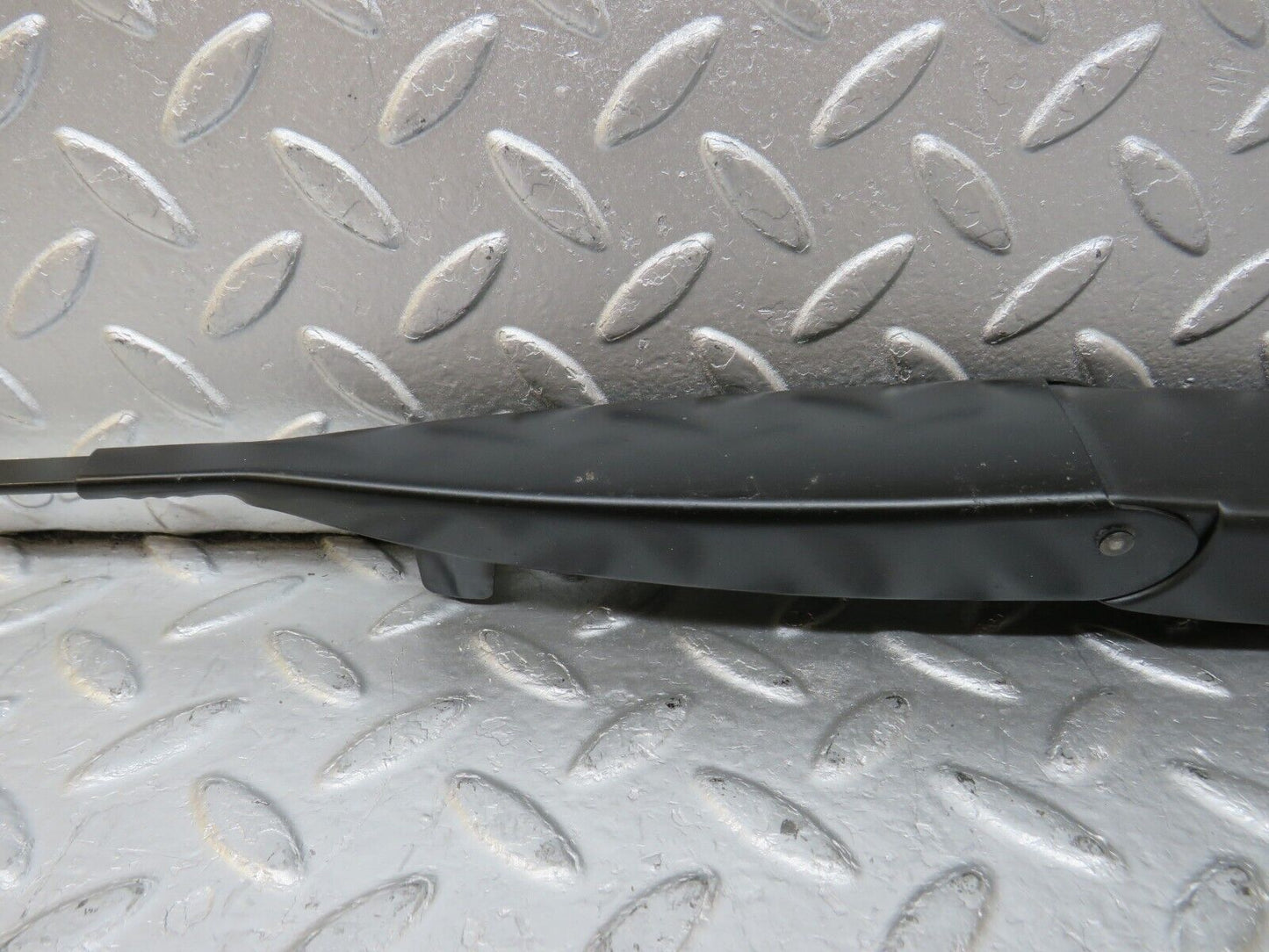 34859 Mercedes-Benz W210 320E Front Windscreen Wiper Arm