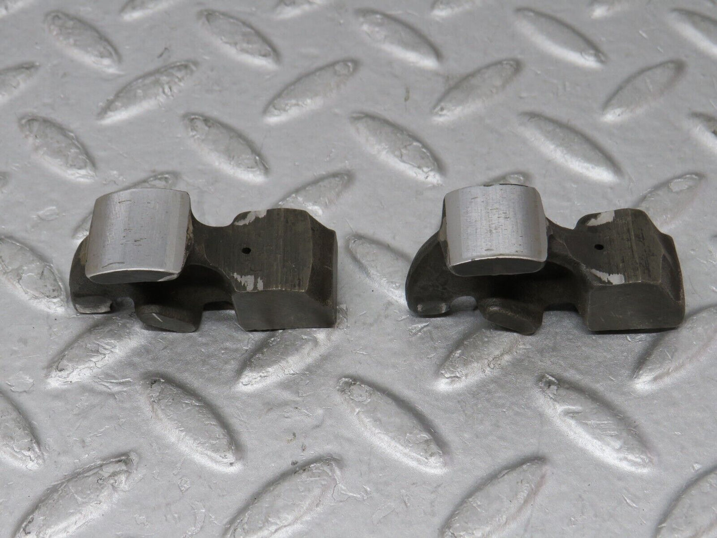 35640 Mercedes-Benz R107 280SL Valve Rocker Arm With Spring And Tappet