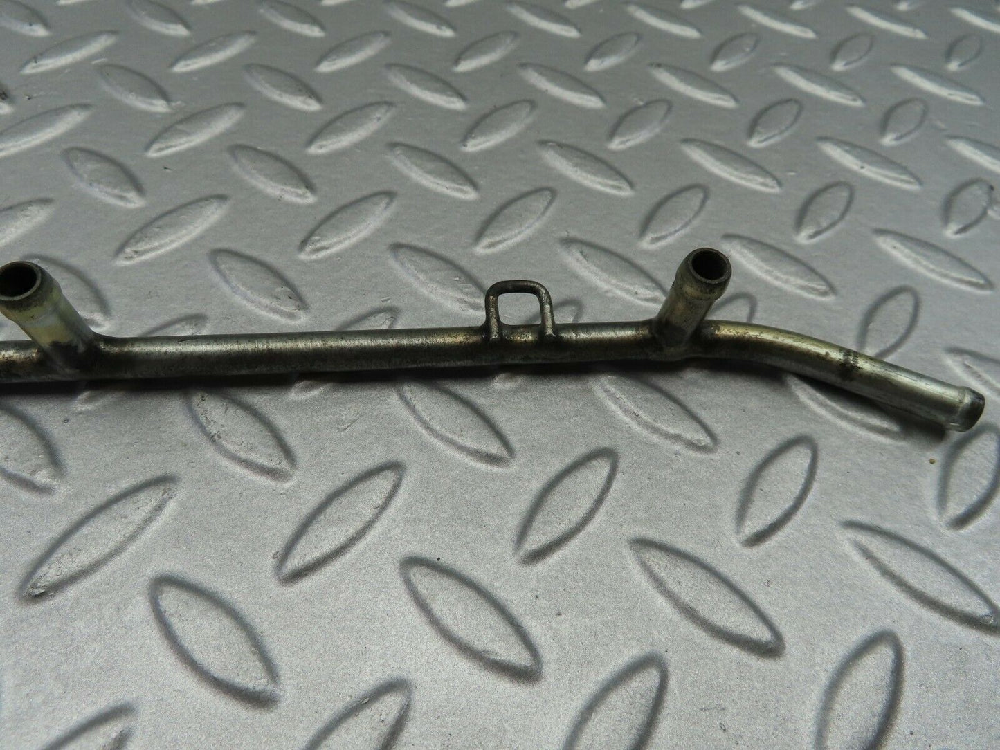 7078 Mercedes-Benz C107 350SLC Coupe Right Side Fuel Injection Pipe