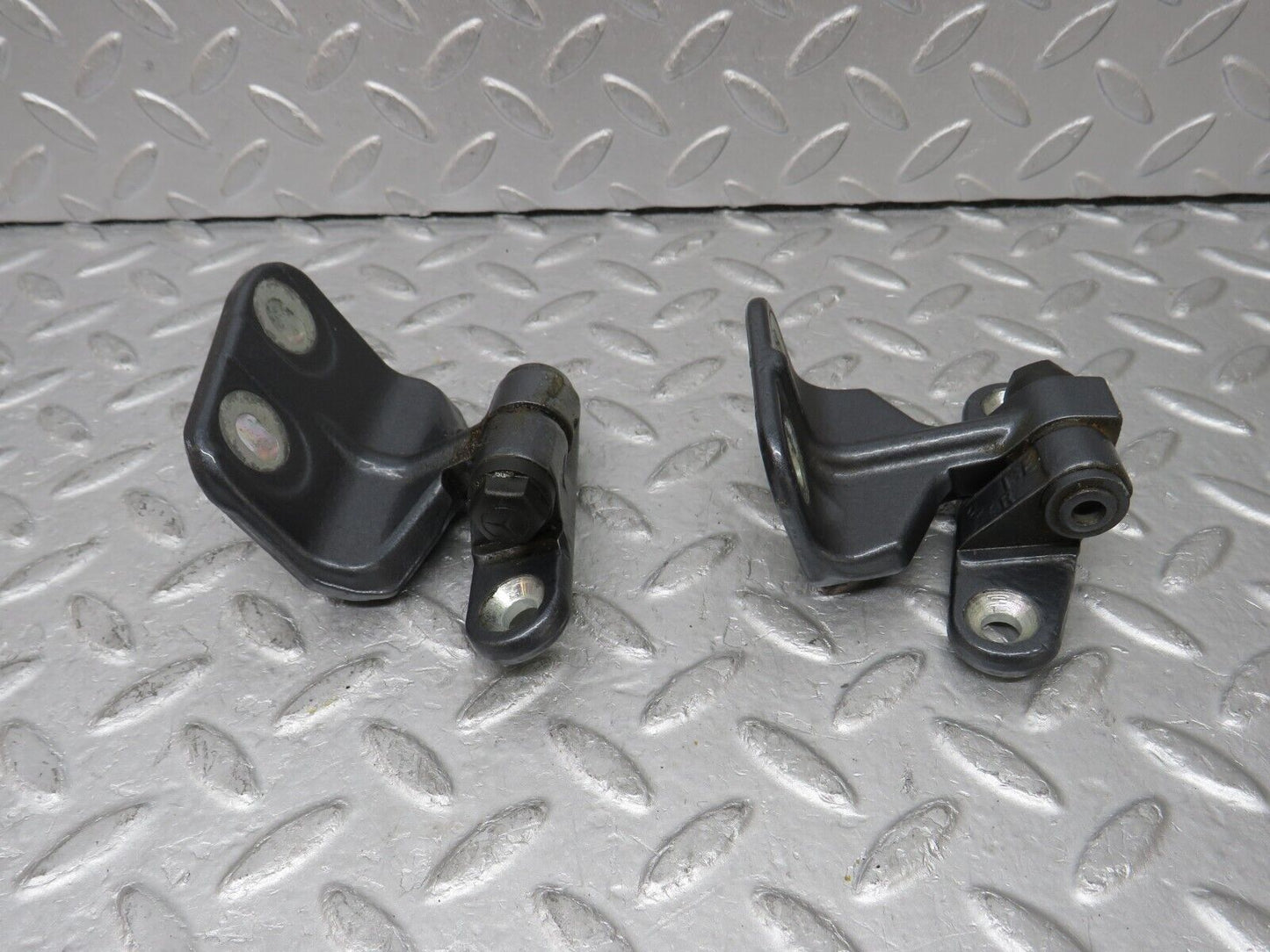 35269 Mercedes-Benz W221 Rear Left Door Hinge