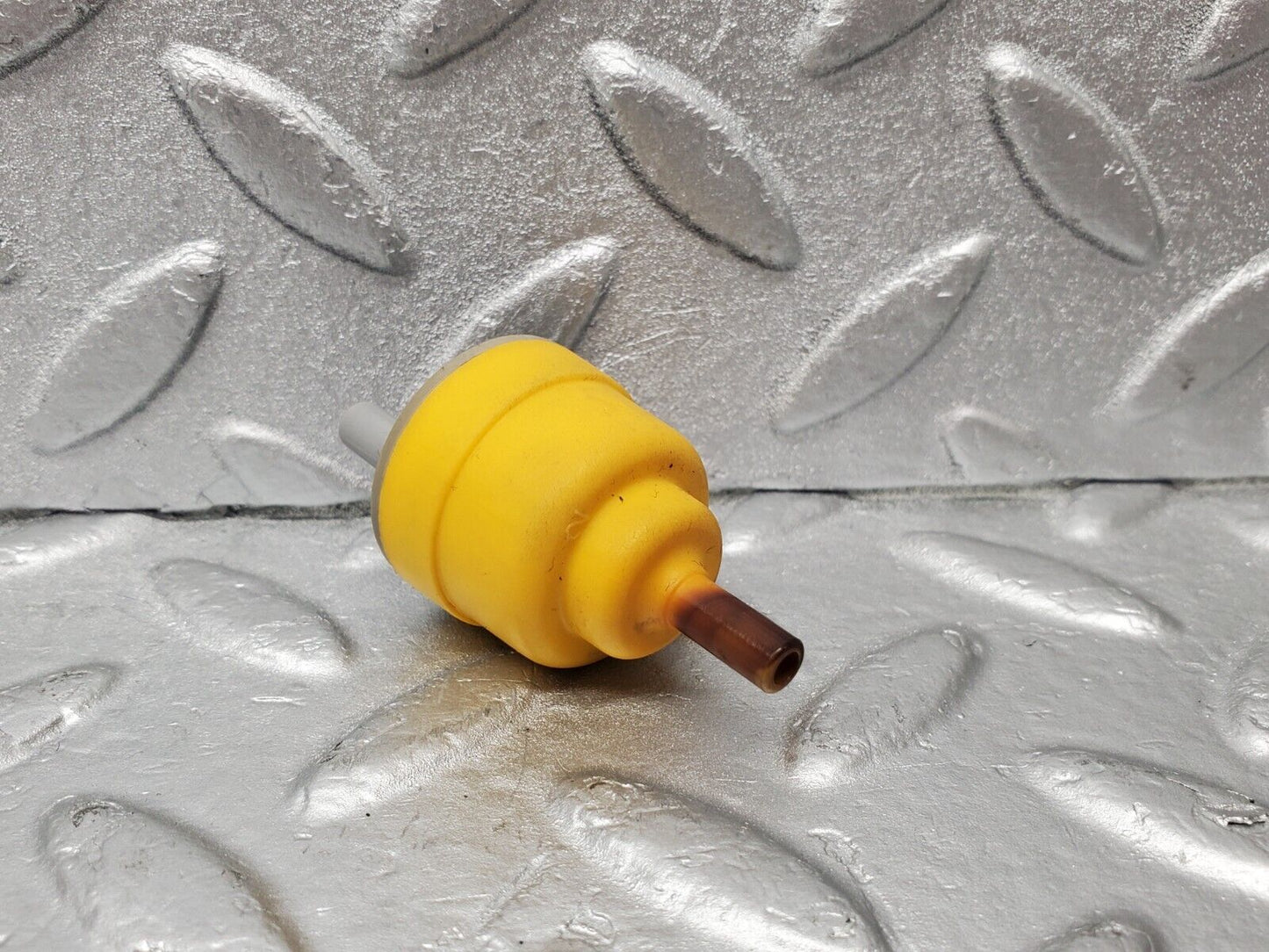46672 Mercedes-Benz C123 280CE Coupe Vacuum Check Valve 1238000278