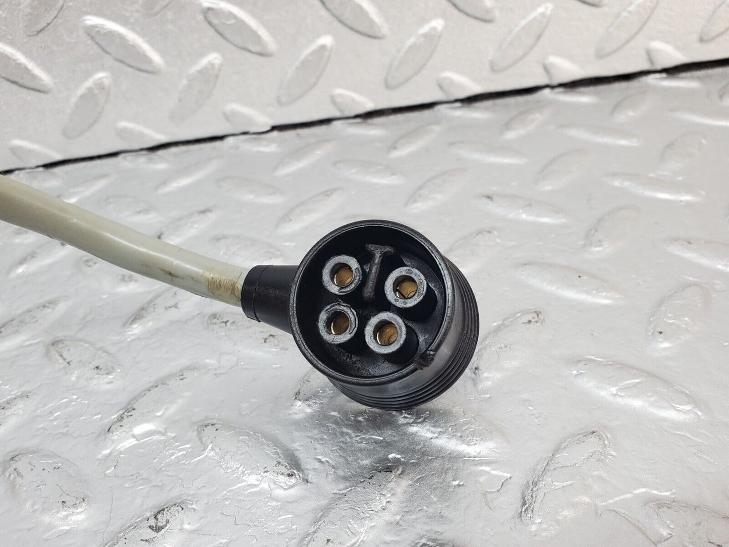 44419 Mercedes-Benz W123 280E Ignition Control Unit Cable 09961811