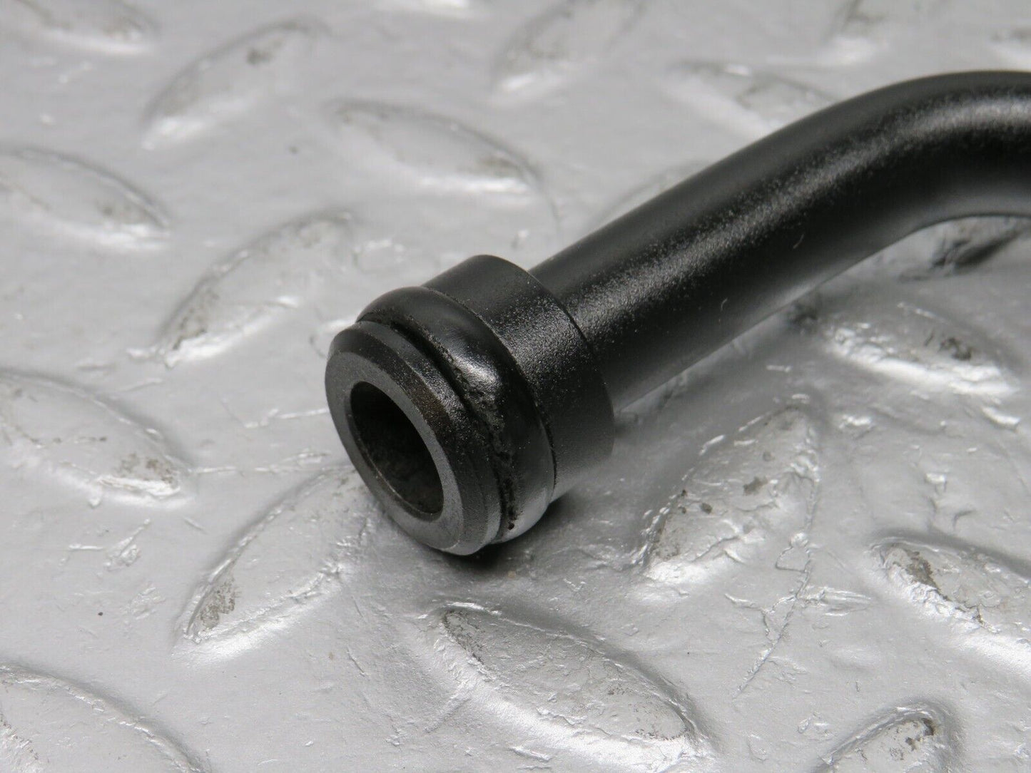 39579 Mercedes-Benz R129 320SL Coupe Coolant Pipe
