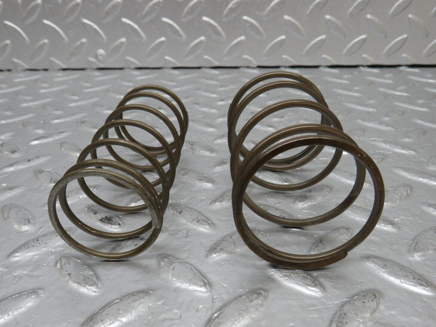 34564 Mercedes-Benz C126 380SEC Automatic Gearbox Piston Spring 722.310