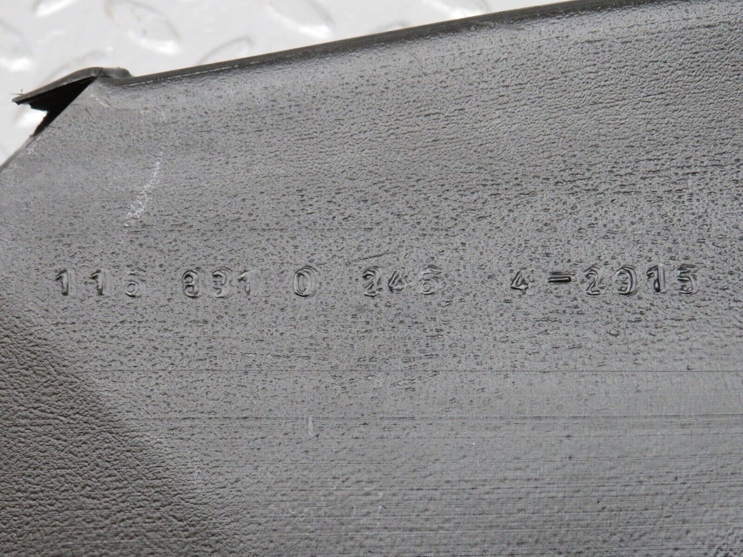 0027 Mercedes-Benz W116 350SE Ventillation Air Duct Right 1168310246