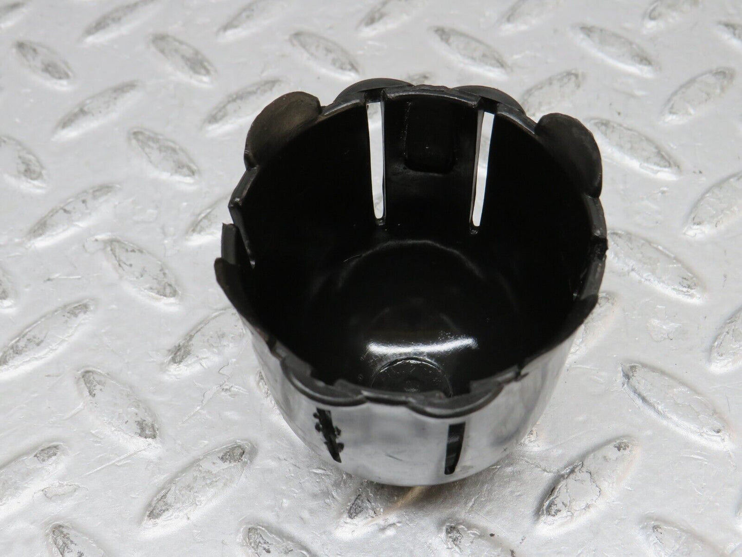 37424 Mercedes-Benz W109 300SEL Rear Shock Absorber Top Plastic Cap 2x
