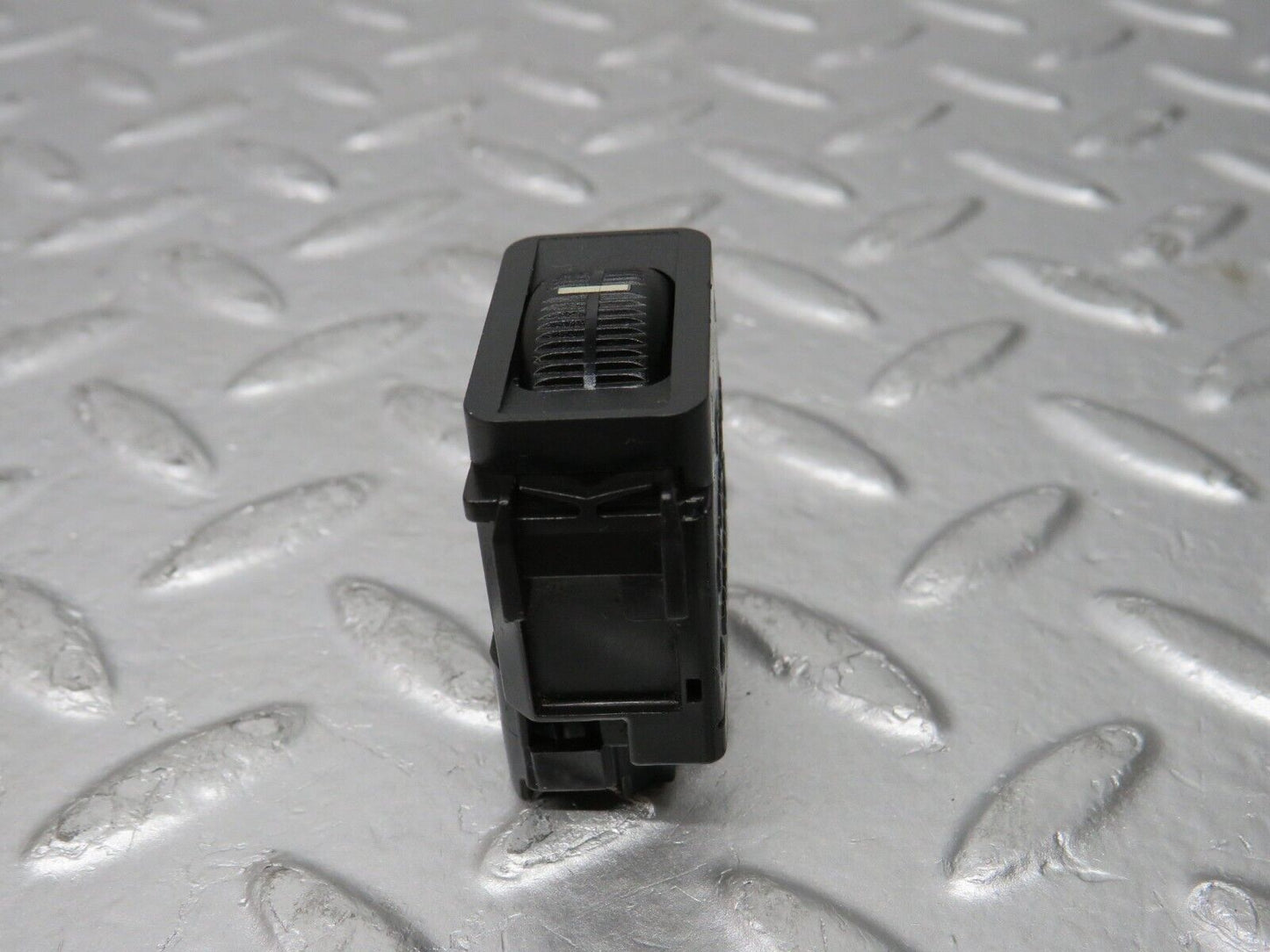 31616 Mercedes-Benz W201 190LE Headlight Level Switch 1248000473