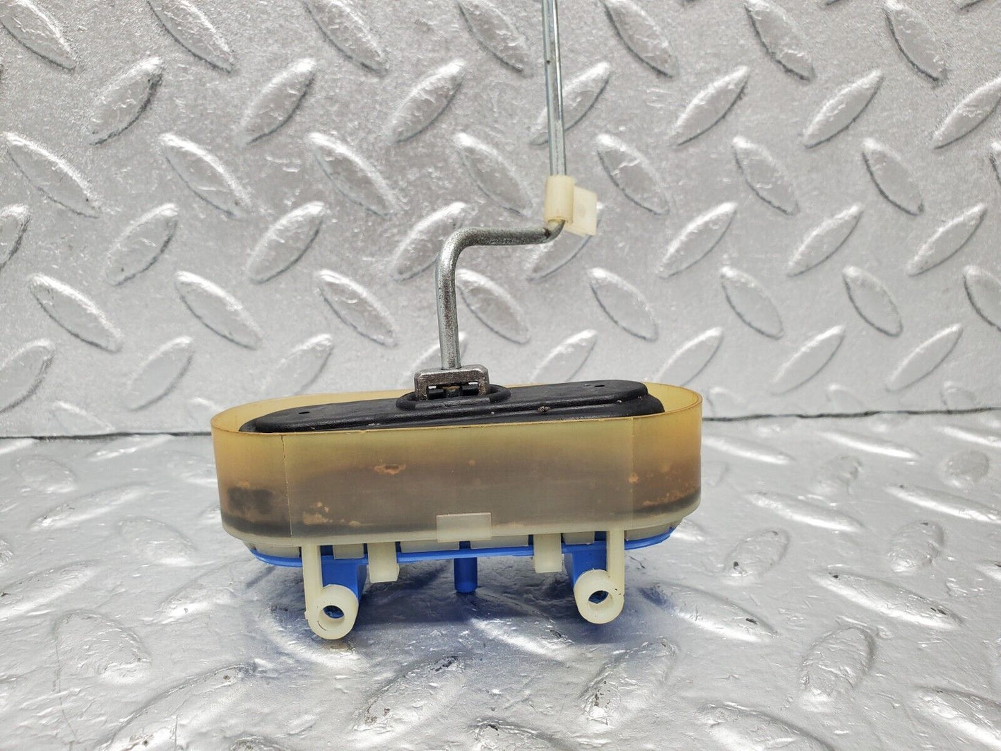 46621 Mercedes-Benz C123 280CE Coupe Front Seat Folding Vacuum Actuator