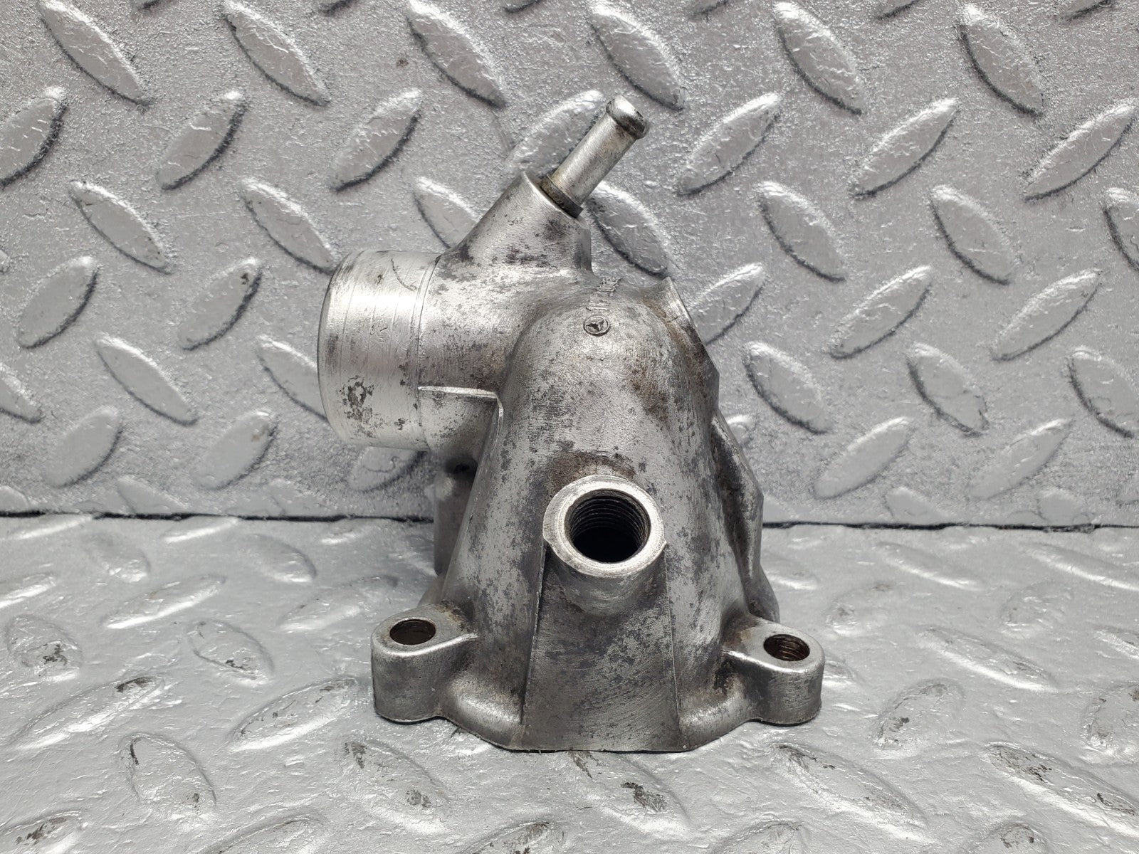 W126 Coupe water pump flange used OEM