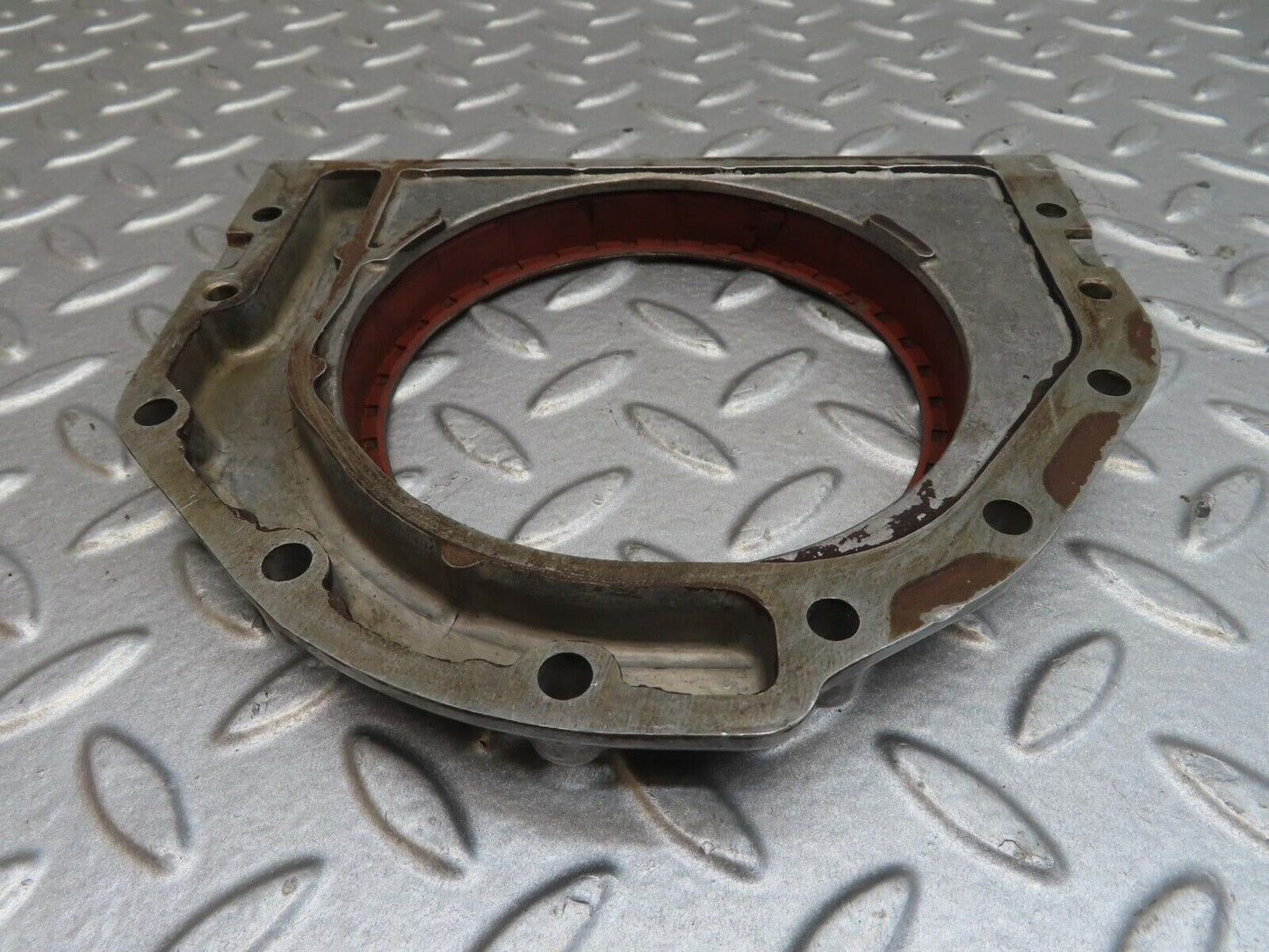 13778 Mercedes-Benz R107 450SL Crankshaft Rear Sealing Cover 1160110608