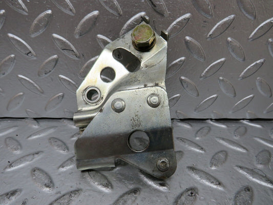 26337 Mercedes-Benz W116 450SE Front Right Seat Belt Bracket