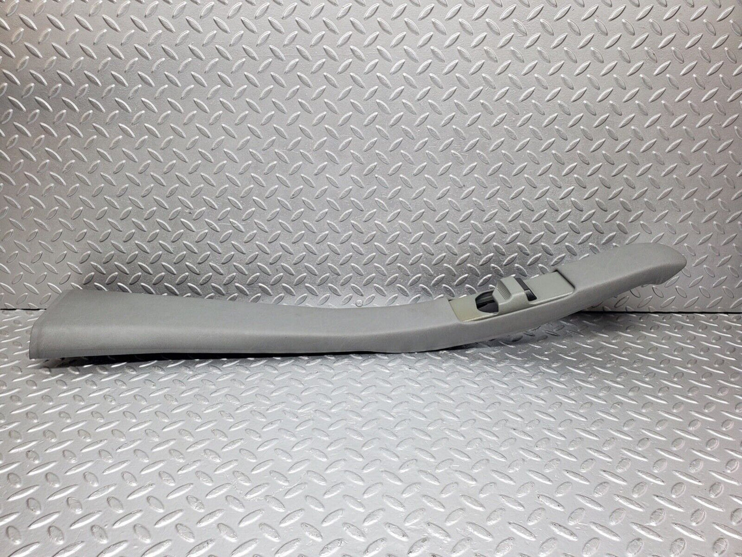 44579 Mercedes-Benz W124 220E B Pillar Cover Right Side Grey 1246923689