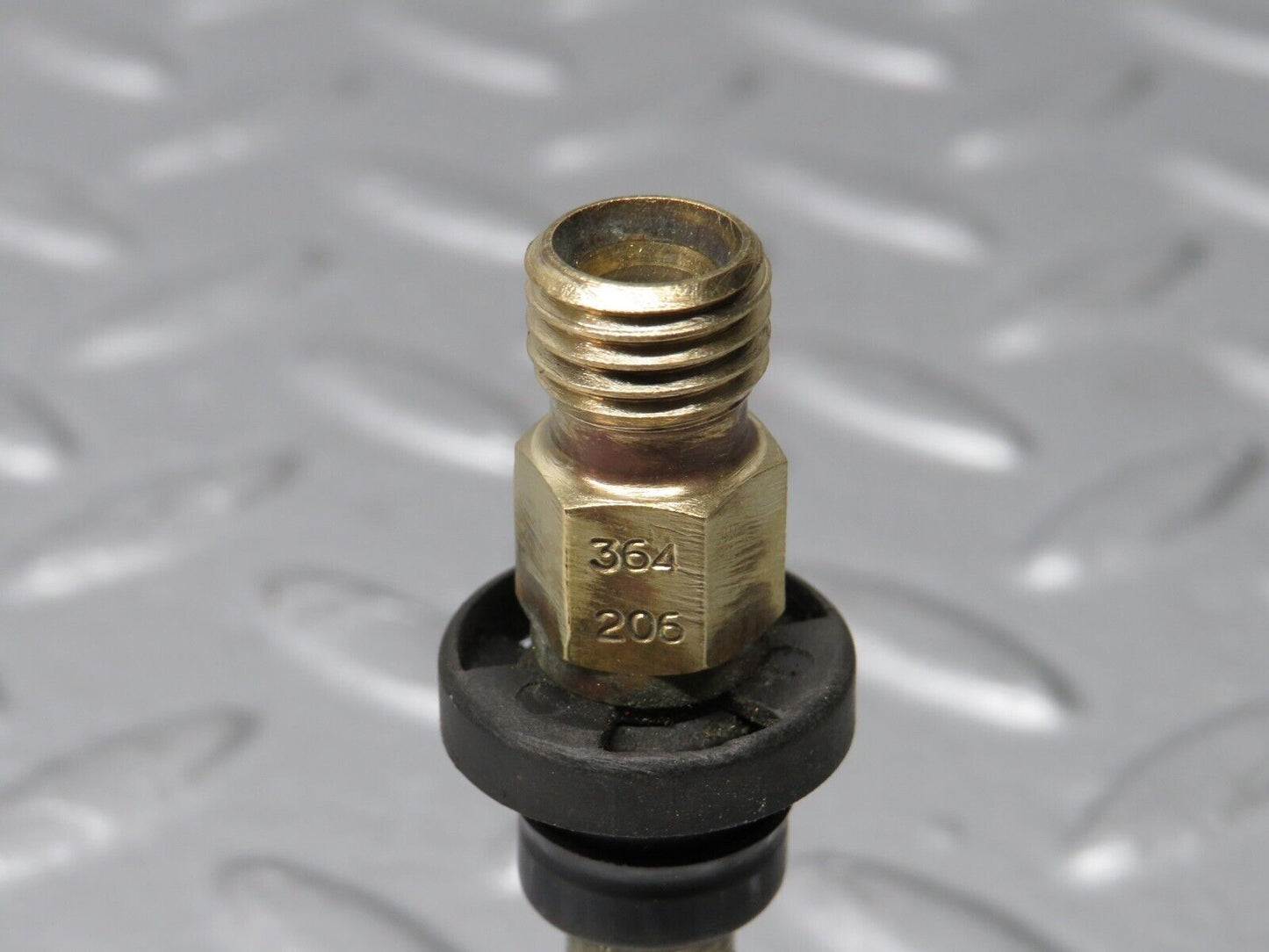 38903 Mercedes-Benz W201 190E 2.6L Fuel Injector Bosch 0000785623 0437502047