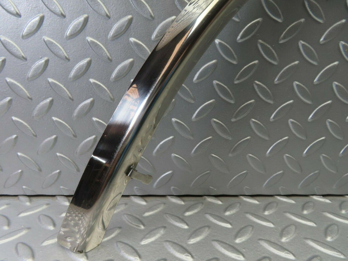 10027 Mercedes-Benz C123 230CE Coupe Wheel Arch Chrome Fender Wing Trim Front Right