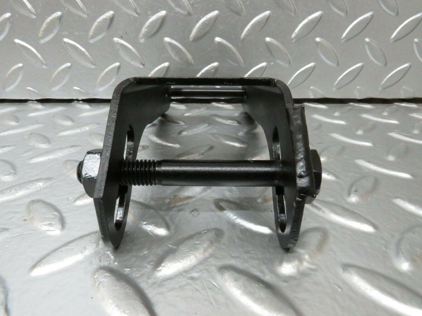 23900 Mercedes-Benz C107 450SLC Coupe Alternator Generator Bracket