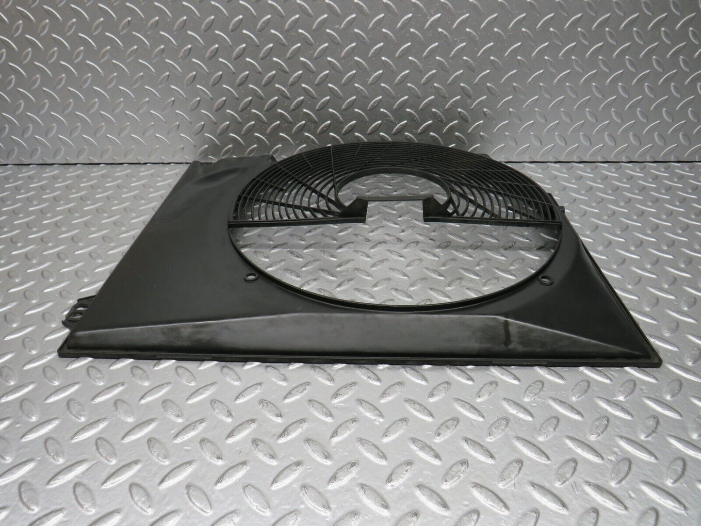 31198 Mercedes-Benz S124 220TE Wagon Fan Shroud 1245053655
