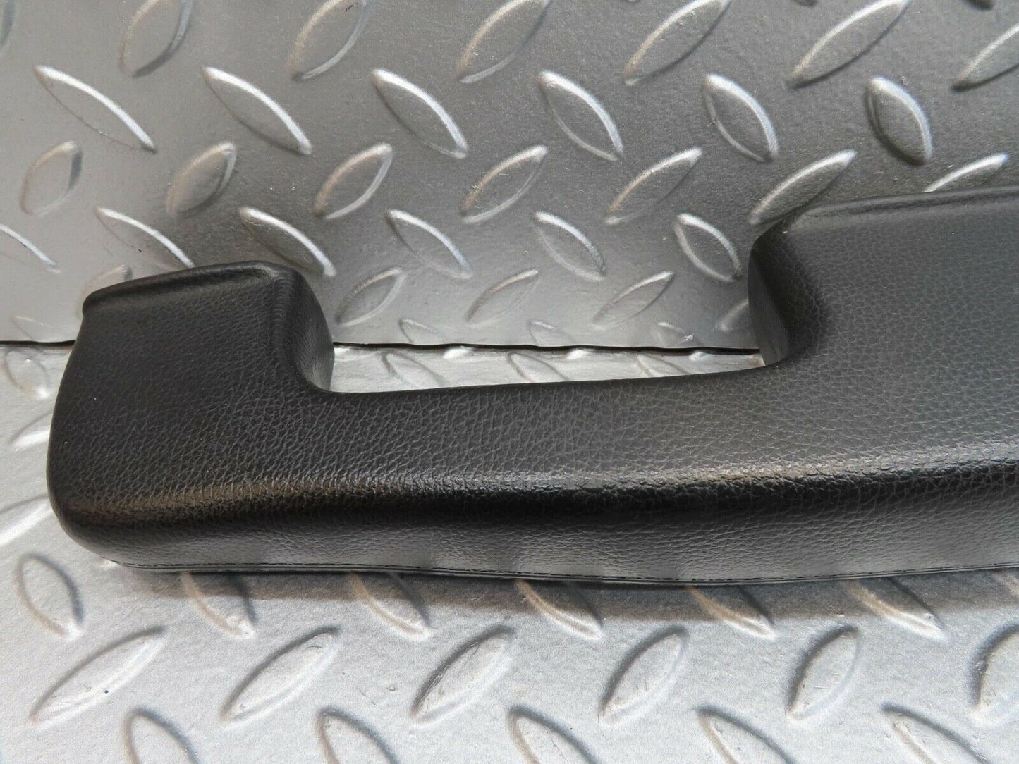 14204 Mercedes-Benz W116 350SE Front Right Interior Door Handle Black