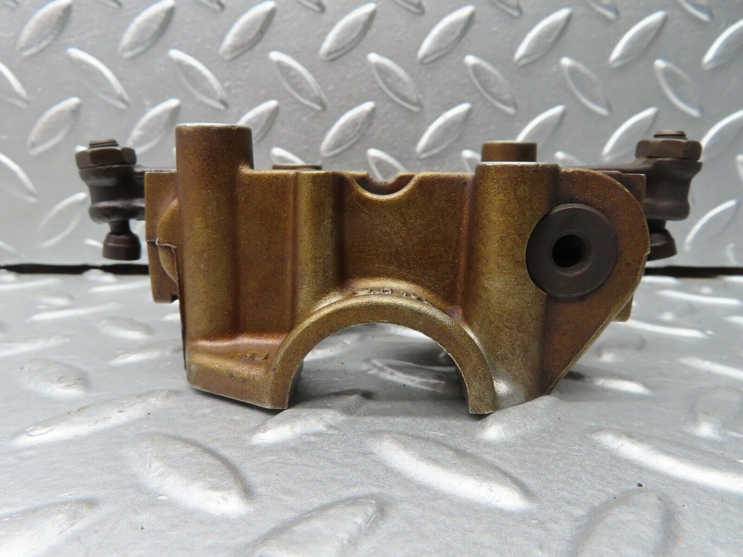 21272 Mercedes-Benz W123 230E Rocker Arms Camshaft Bearing Block 1020512110