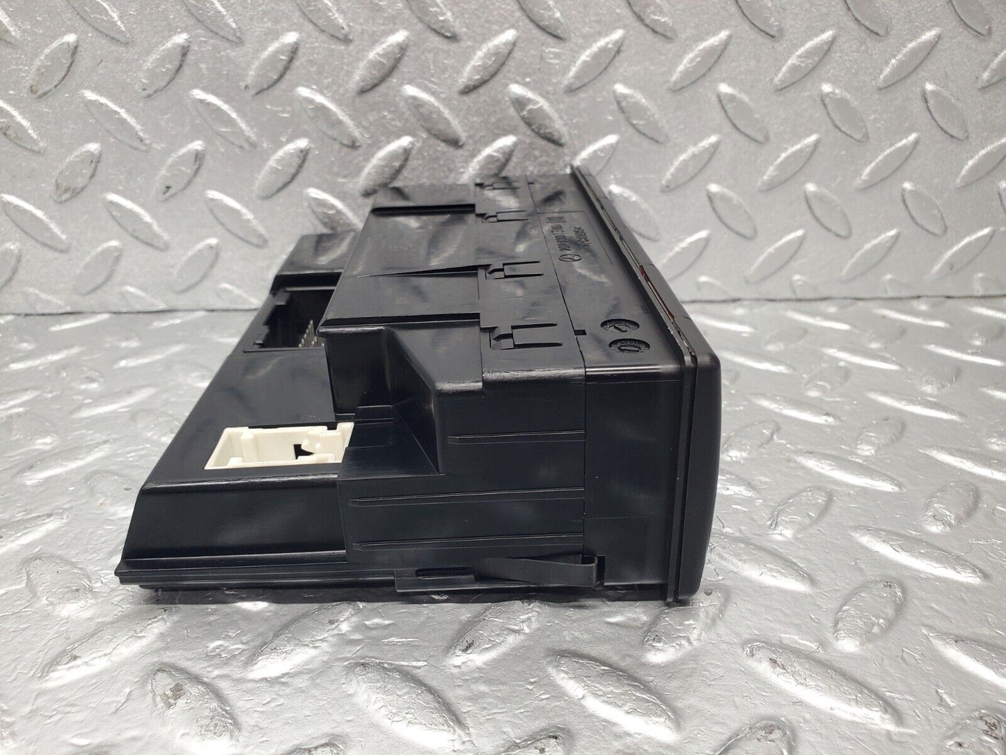 46799 Mercedes-Benz R129 320SL Coupe Heater Climate Control 2028301385