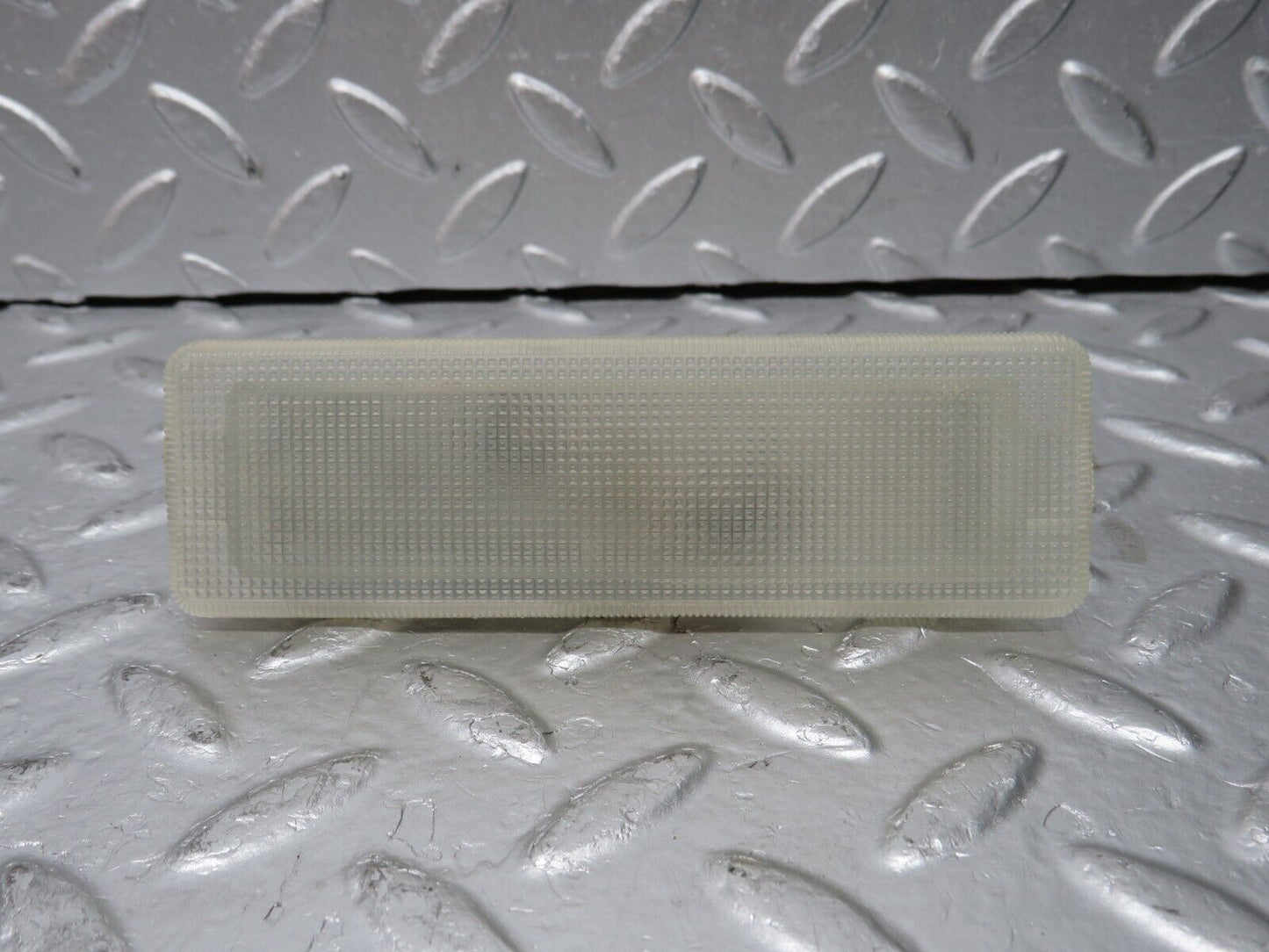 32040 Mercedes-Benz W123 230E Rear Interior Dome Light 2018200001