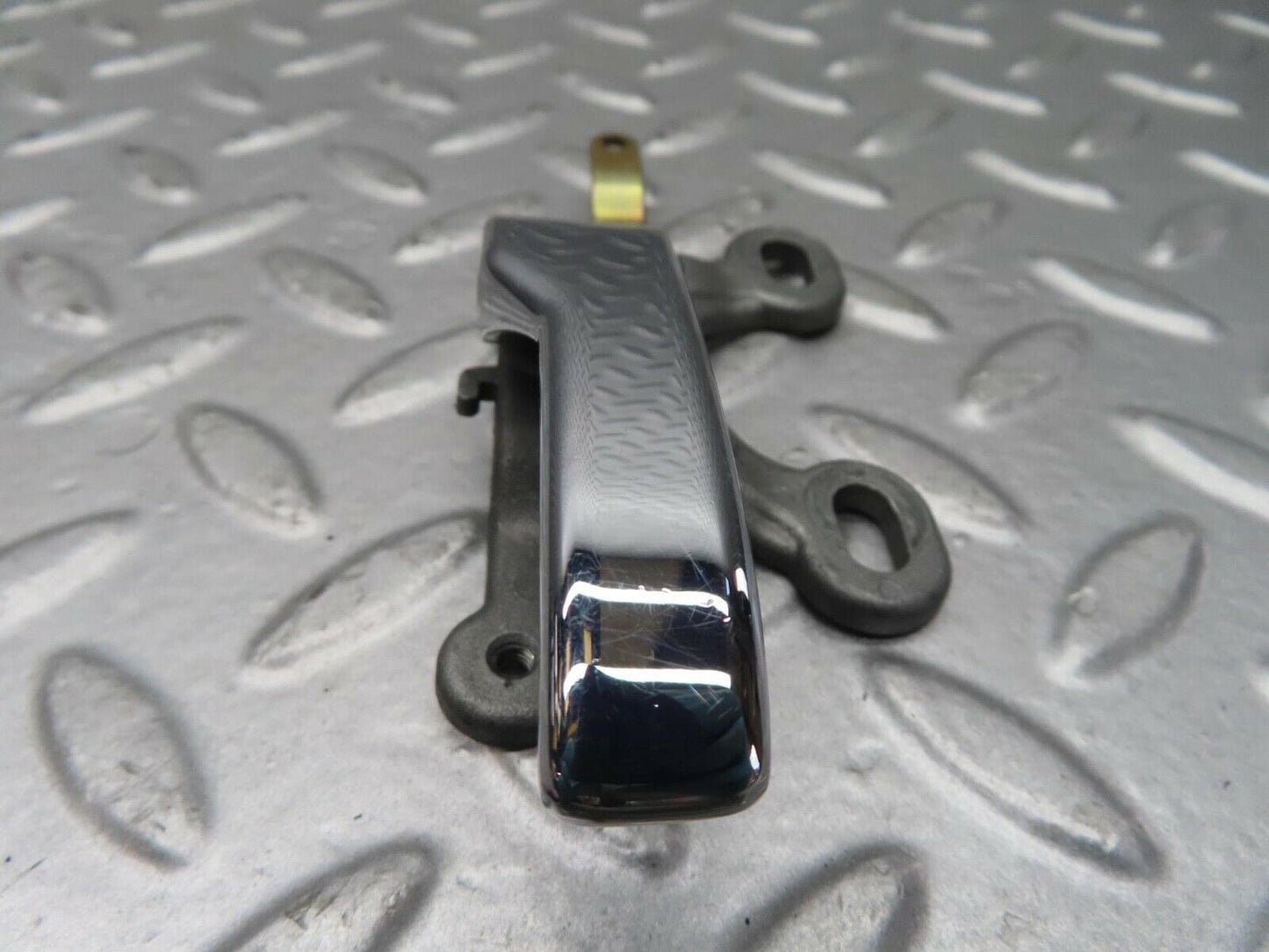 7039 Mercedes-Benz W123 230E Front Right Interior Door Handle