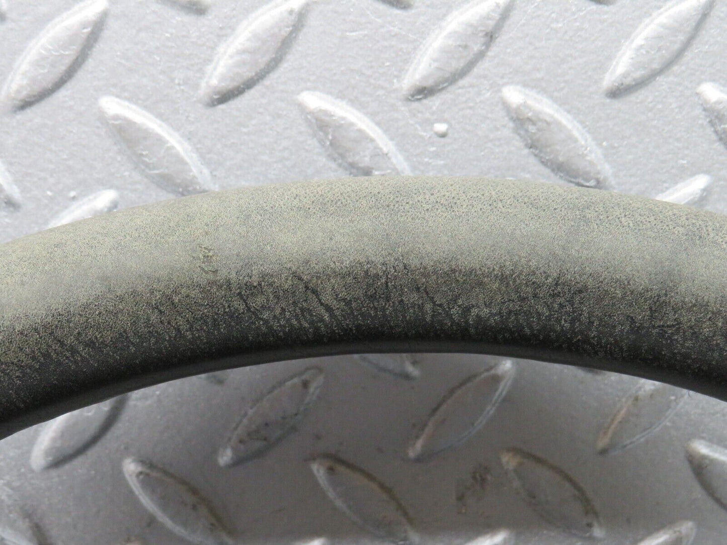 37845 Mercedes-Benz A124 320E Cabriolet Steering Wheel 507294