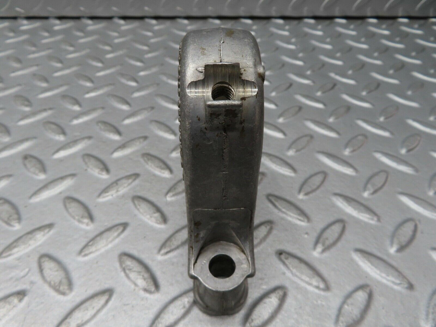 17723 Mercedes-Benz W116 450SEL Camshaft Tower Bearing 1160514312