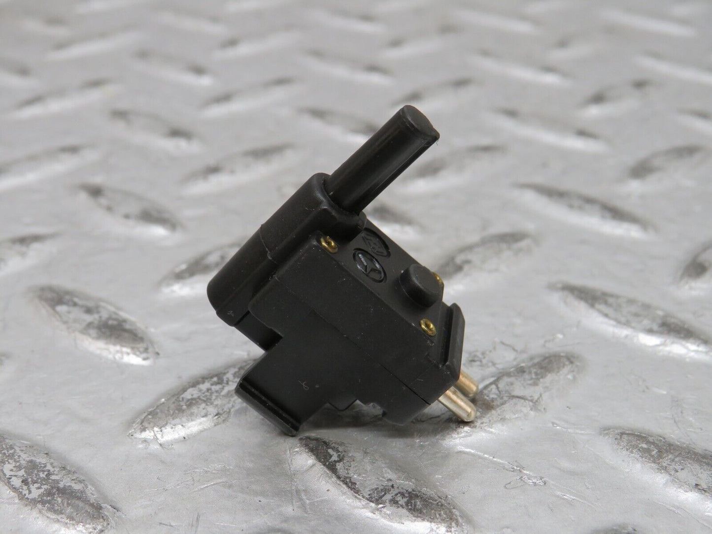 28497 Mercedes-Benz S123 240D Wagon Reverse Light Switch 2015450014