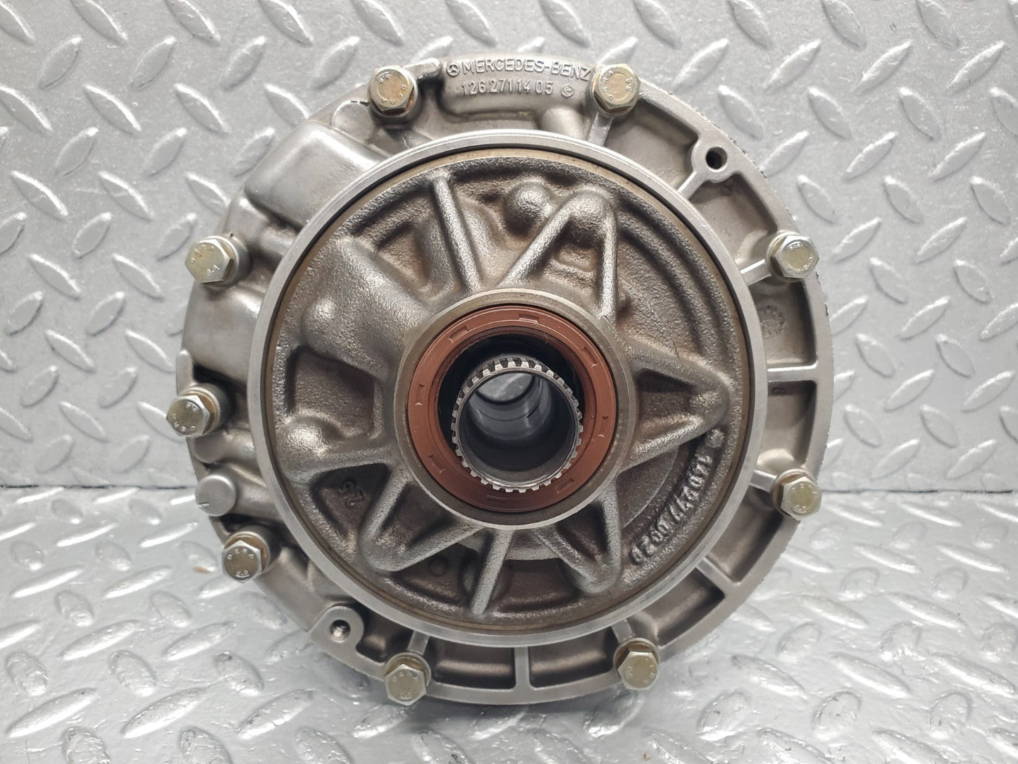 A124 Cabriolet automatic gearbox oil pump used OEM