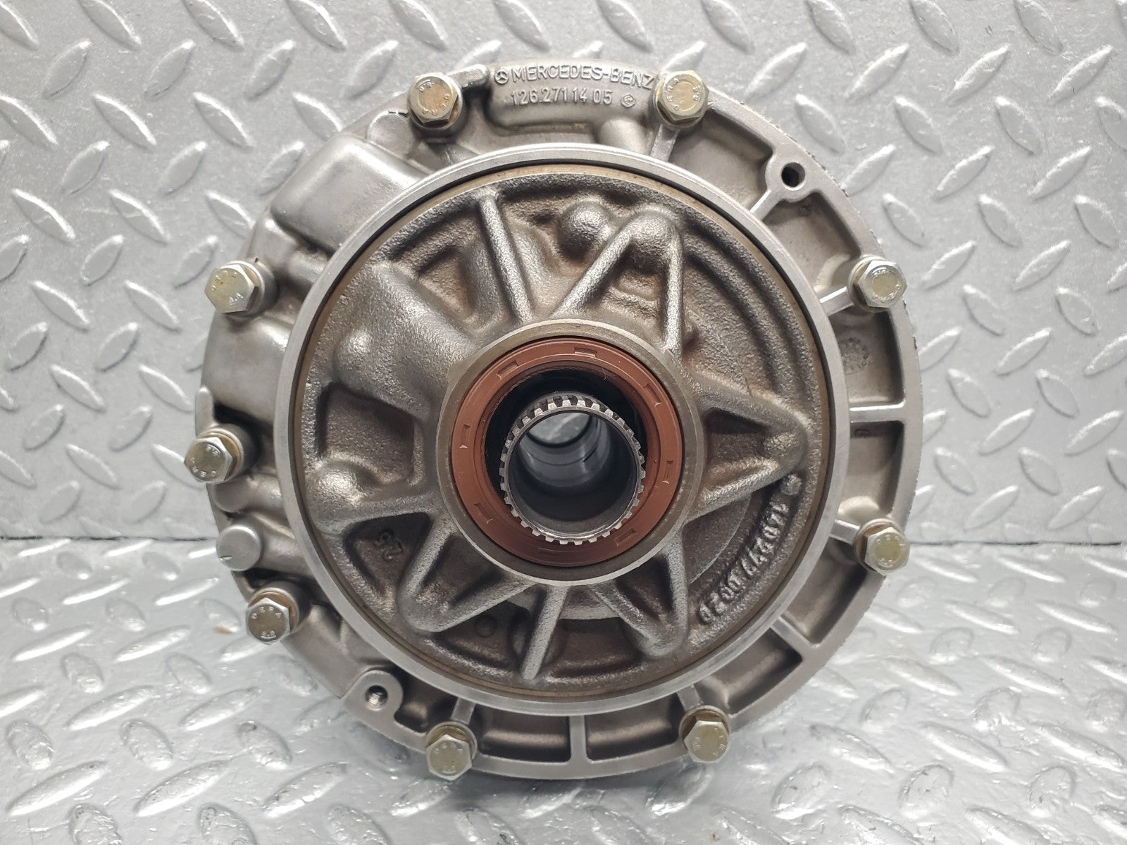 A124 Cabriolet automatic gearbox oil pump used OEM