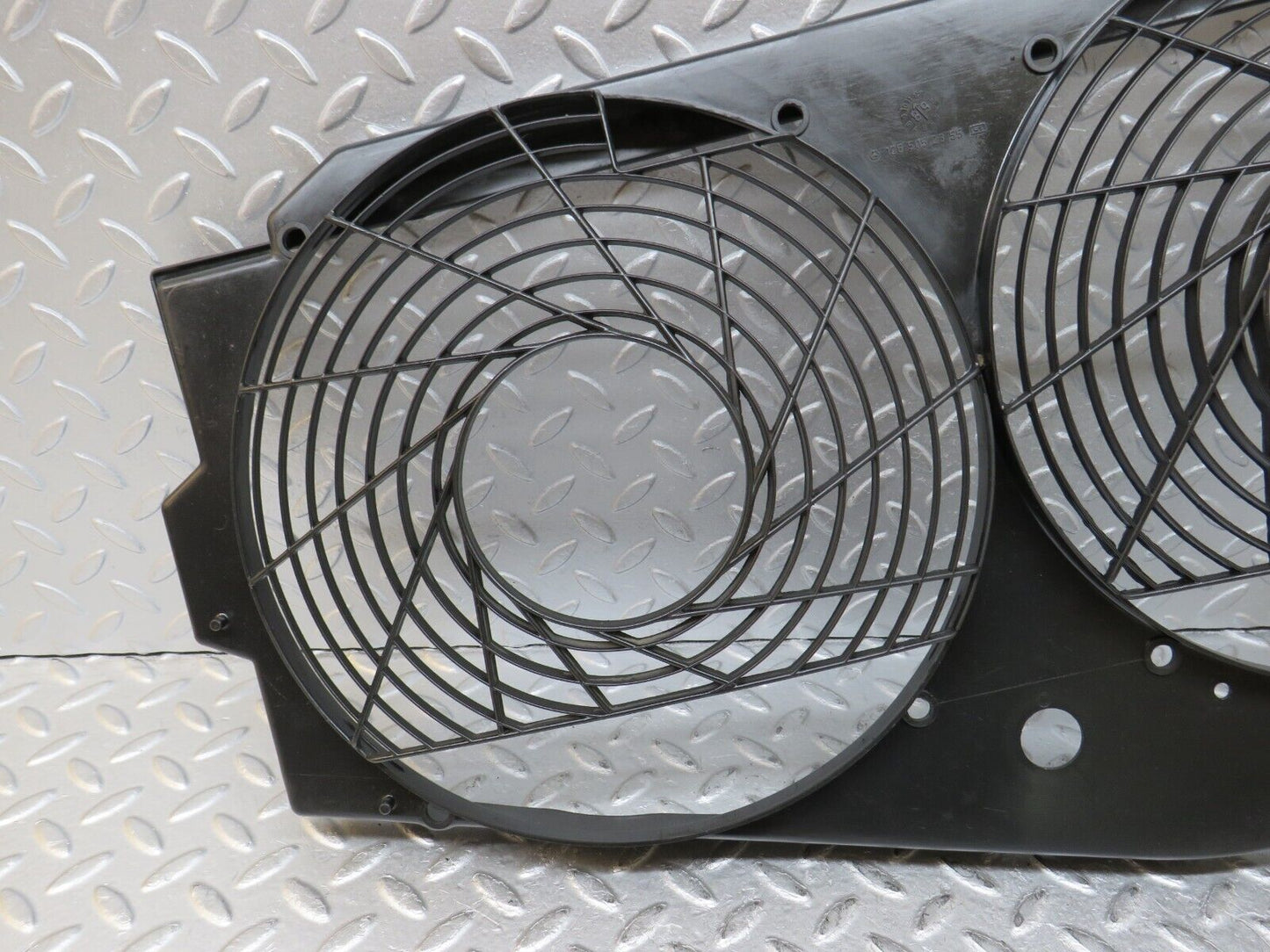 36193 Mercedes-Benz W126 420SE Radiator Fan Shroud Fan Cover 1265052355