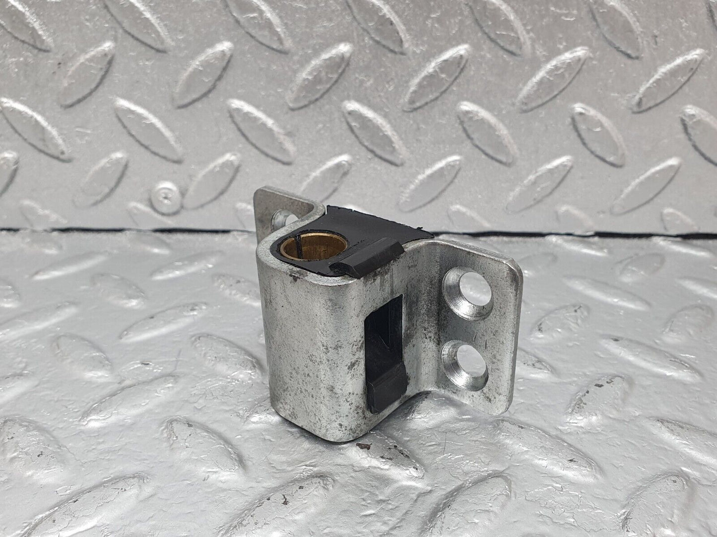 43980 Mercedes-Benz C123 230CE Coupe Left Door Lock Latch