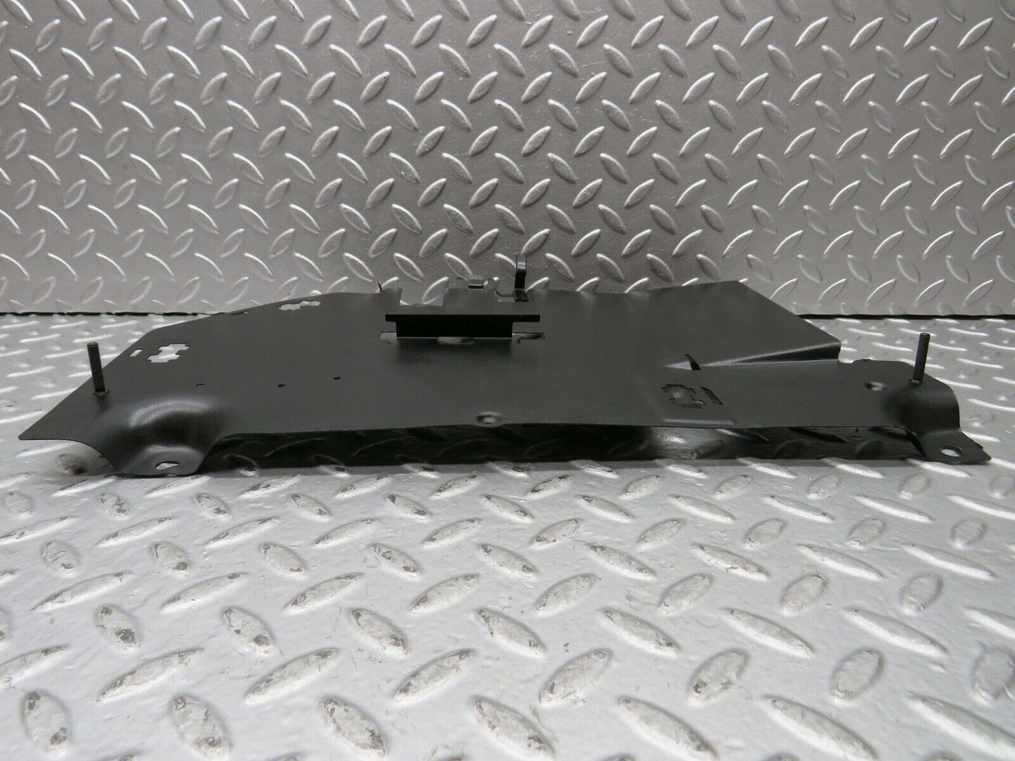 21785 Mercedes-Benz W126 300SE Left Footwell Relay Holder Bracket