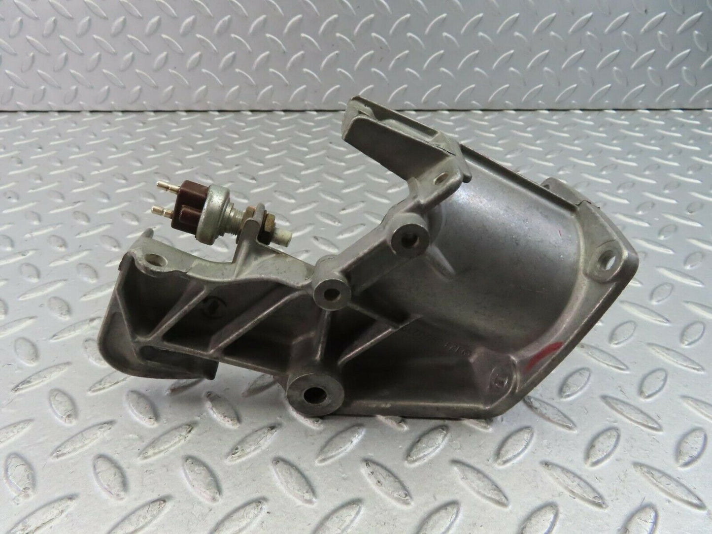 9664 Mercedes-Benz C123 280CE Coupe Brake Pedal Bracket Support 1232900219