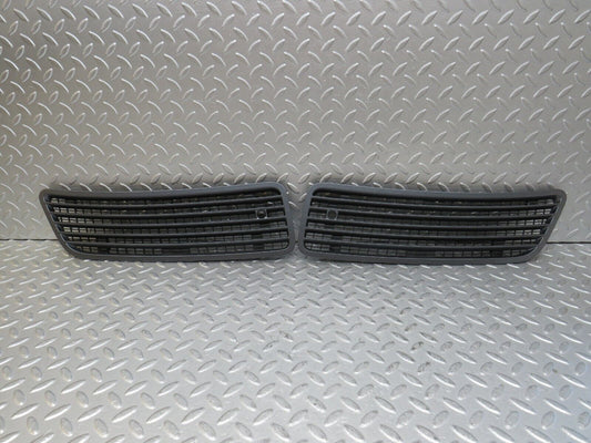 35196 Mercedes-Benz W221 Bonnet Upper Grill Pair 2218800305 2218800205