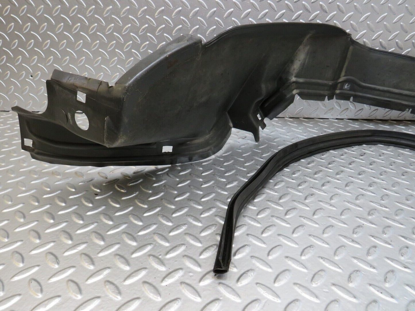 26496 Mercedes-Benz C124 220CE Front Right Inner Fender Wing Splash Guard 1248840735
