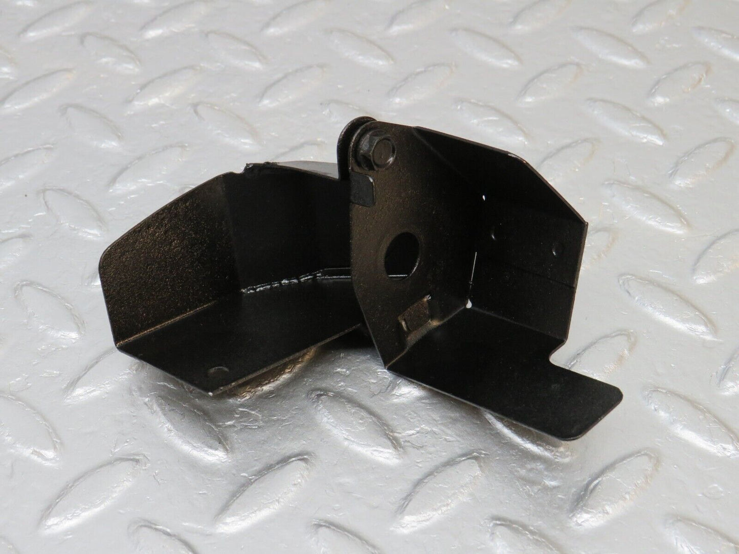 39734 Mercedes-Benz R129 320SL Coupe Steering Box Joint Cover