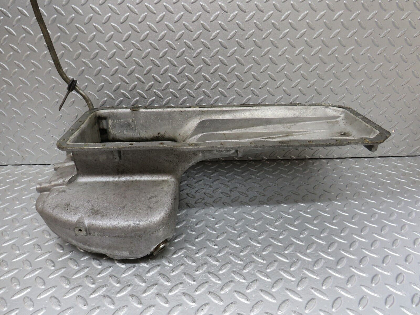 39967 Mercedes-Benz R107 350SL Oil Pan Oil Sump 1160105113